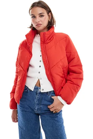 ONLY Chaqueta de plumas roja con cuello alzado de