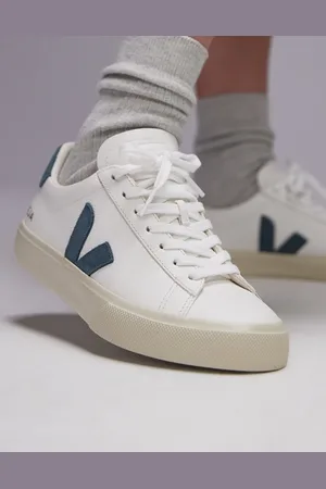 Veja Zapatillas de deporte blancas y azules Campo de