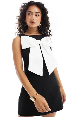 Forever New Vestido corto con detalle de lazo en contraste de