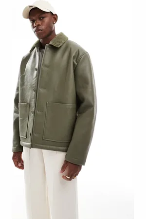 ASOS Chaqueta extragrande de estilo worker de cuero sintético con forro de borreguito de