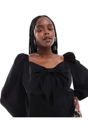 Pretty Lavish Top con lazo extragrande de