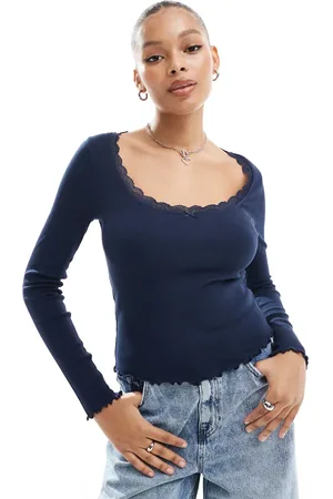 ASOS Camiseta de manga larga con cuello ancho y detalle de encaje de -Multicolor