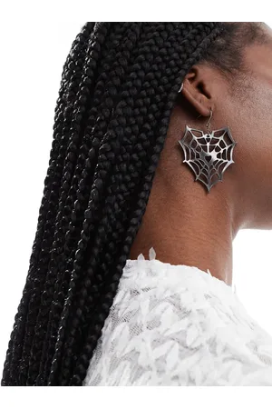 Pieces® Pendientes negros con diseño de telaraña para Halloween de