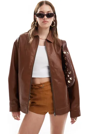 Miss Selfridge Chaqueta bomber marrón extragrande de cuero sintético con acabado lavado de