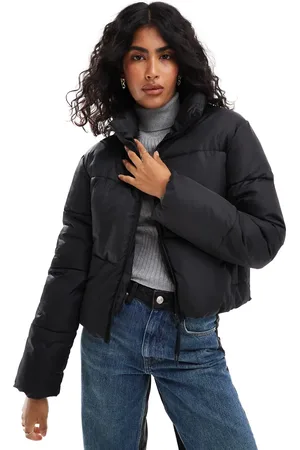 JJXX Chaqueta de plumas corta negra acolchada de
