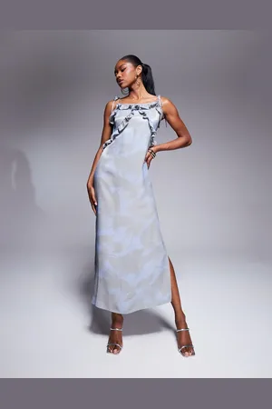 ASOS Vestido lencero largo azul con estampado floral y detalle de volantes de satén de -Multicolor