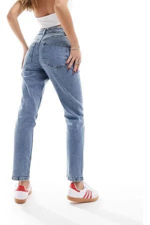 ASOS Vaqueros mom cómodos de corte slim con diseño moldeador de