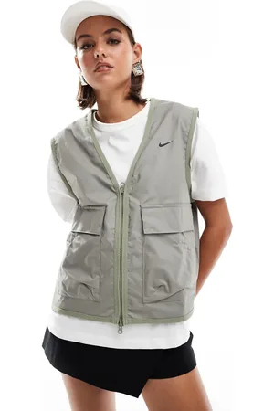 Nike Chaleco cargo de tejido liso de