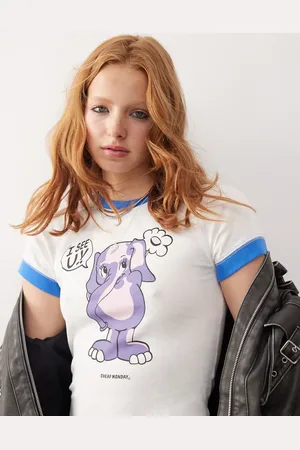 Cheap Monday Camiseta blanco hueso con diseño encogido, mangas raglán y estampado gráfico de elefante de