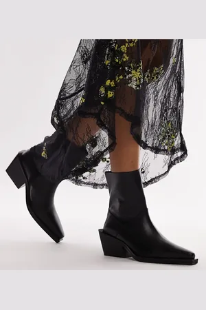 Topshop Botas negras de estilo wéstern de cuero Maddy de Wide Fit