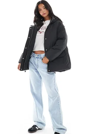 ASOS Chaqueta negra acolchada extragrande con capucha de ASOS DESIGN Petite