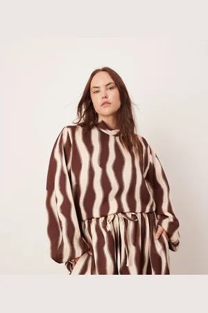ASOS Top marrón extragrande con cuello alto y de Curve (parte de un conjunto)-Multicolor