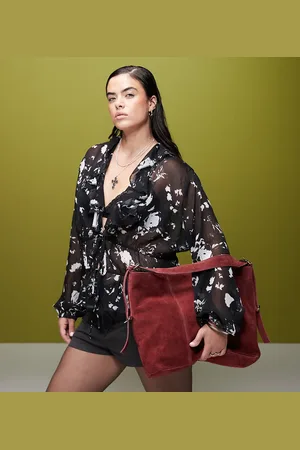 ASOS Blusa monocromática con estampado floral, lazadas y volantes de chifón de ASOS DESIGN Curve-Multicolor