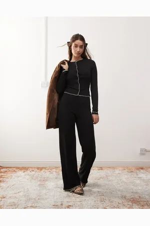 Miss Selfridge Pantalones negros de pernera ancha con ribete de punto de festón de -Marrón