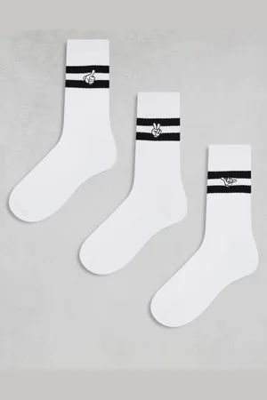 ASOS Pack de 3 pares de calcetines blancos a rayas negras con diseño de manos con signos de