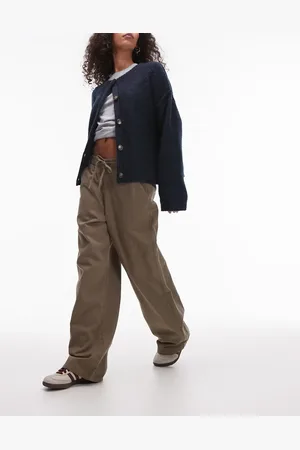 Topshop Pantalones caquis sin cierres con lazada en la cintura de -Verde