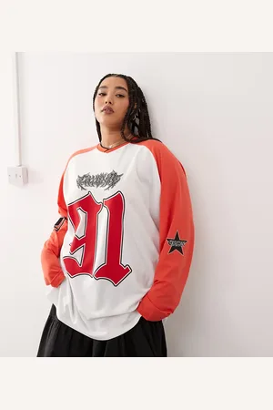 COLLUSION Camiseta color y roja extragrande de manga larga con estampado gráfico "91" de estilo vintage de Plus-Beis neutro