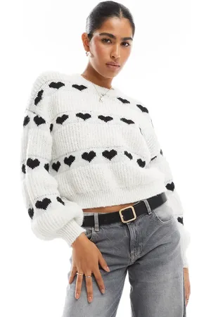 Pieces® Jersey monocromático con patrón de corazones de punto de