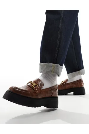 ASOS Mocasines marrones efecto piel de cocodrilo con suela gruesa y bridón de