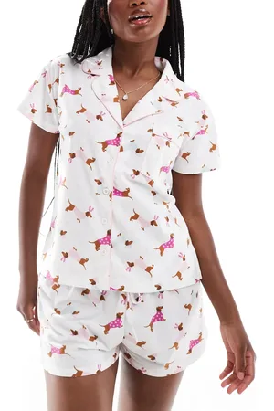 Boux Avenue Pijama de top de manga corta y pantalones cortos con estampado de perros de felpa de -Blanco