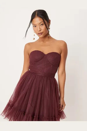 Lace & Beads Vestido corto color con detalle tipo corsé y capa superior de tul de -Morado