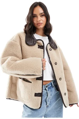Miss Selfridge Chaqueta color de piel sintética de -Blanco