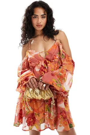 ASOS Vestido corto rosa a rayas metalizadas con estampado floral, cuello de pico y detalle de volantes de -Multicolor