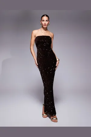 Jaded Rose Vestido largo marrón con cuerpo estilo corsé y escote palabra de honor de terciopelo y lentejuelas de