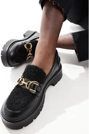 London Rebel Mocasines negros con panel de tejido efecto peluche Roxy de