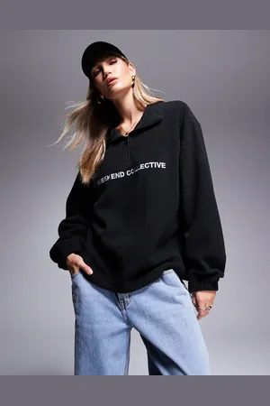 ASOS Polar con media cremallera y logo de borreguito de Weekend Collective