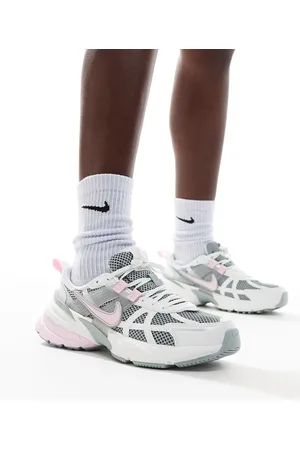 Nike Zapatillas de deporte blancas y rosas V2K Run de