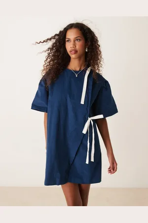 Ghospell Vestido corto con lazos en contraste de