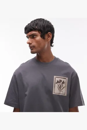 SELECTED Camiseta gris extragrande con estampado de flor en el pecho de