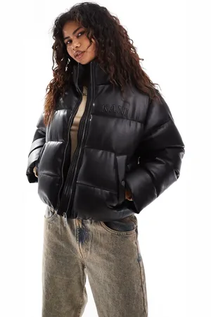 Karl Kani Chaqueta de plumas corta negra de poliuretano Serif de