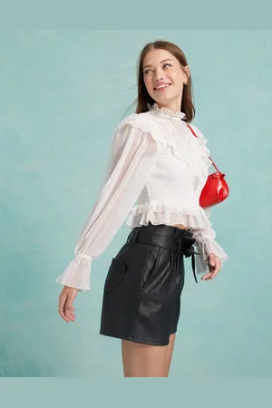 Miss Selfridge Blusa blanca de estilo victoriano de