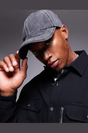 ASOS Gorra gris lavado con visera y pespuntes en contraste de