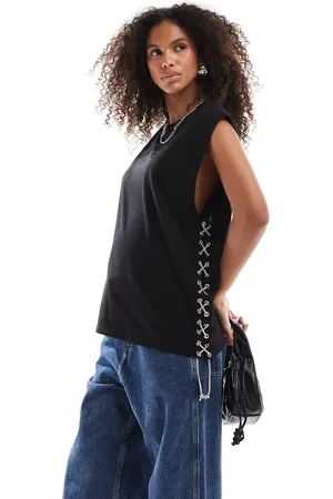 ASOS Camiseta negra sin mangas con cordón de strass en el lateral de