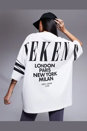 ASOS Camiseta blanca extragrande con logo apilado en la espalda Icon de Weekend Collective