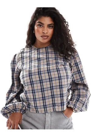 ASOS Top a con mangas voluminosas y detalle de lateral fruncido de ASOS DESIGN Curve-Multicolor