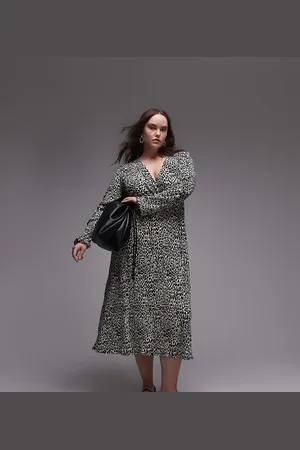 MANGO Vestido midi con estampado de leopardo de Curve