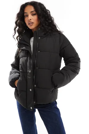 ONLY Chaqueta acolchada negra con cuello alzado de
