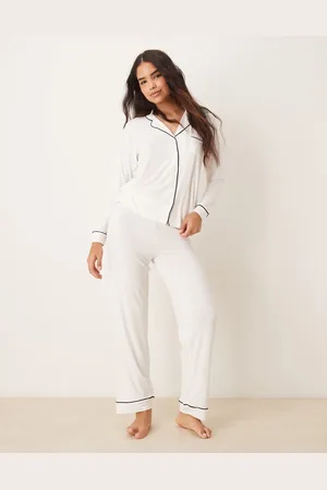 New Look Pijama blanco hueso de manga larga de