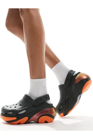 Crocs Zuecos alga con detalle reflectante Bubble Crush de