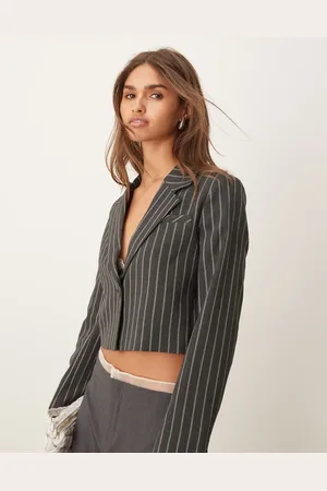 New Look Americana corta con raya diplomática de