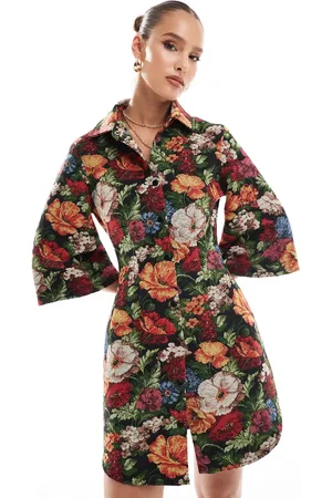 ASOS Vestido camisero corto con mangas acampanadas y diseño floral estilo tapiz de -Multicolor