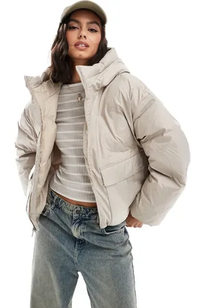Converse Chaqueta corta beis acolchada de