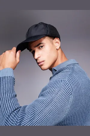 ASOS Gorra de cazador negra de nailon con forro polar efecto peluche de