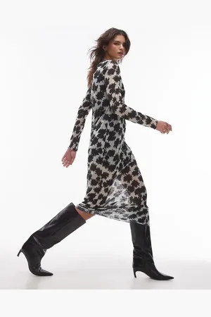 Topshop Vestido semilargo con estampado floral de tejido efecto rugoso de -Multicolor