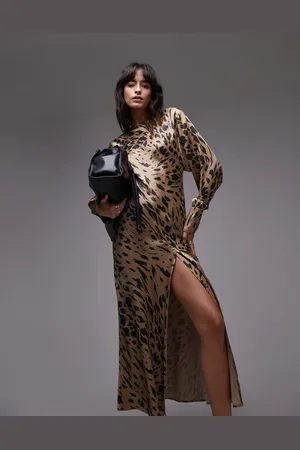 & OTHER STORIES Vestido largo con mangas voluminosas, estampado de leopardo y detalle drapeado en la espalda de satén de -Beis neutro