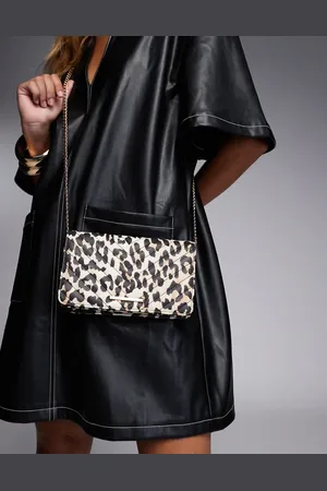 Aldo Bandolera con estampado de leopardo y diseño guateado de chevrón de